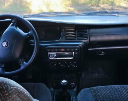 Серый Опель Вектра, объемом двигателя 2 л и пробегом 300 тыс. км за 2000 $, фото 9 на Automoto.ua