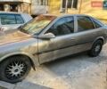 Сірий Опель Вектра, об'ємом двигуна 1.8 л та пробігом 311 тис. км за 1900 $, фото 1 на Automoto.ua