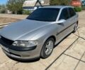 Сірий Опель Вектра, об'ємом двигуна 2 л та пробігом 300 тис. км за 2850 $, фото 1 на Automoto.ua
