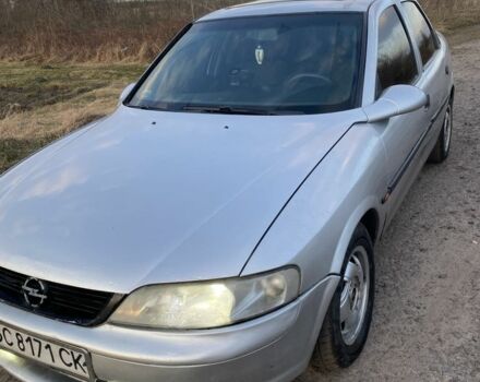 Серый Опель Вектра, объемом двигателя 1.6 л и пробегом 300 тыс. км за 1500 $, фото 1 на Automoto.ua