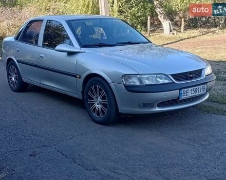 Серый Опель Вектра, объемом двигателя 1.6 л и пробегом 351 тыс. км за 2600 $, фото 3 на Automoto.ua