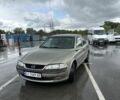Сірий Опель Вектра, об'ємом двигуна 1.6 л та пробігом 300 тис. км за 1614 $, фото 1 на Automoto.ua