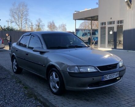 Серый Опель Вектра, объемом двигателя 1.8 л и пробегом 520 тыс. км за 2000 $, фото 5 на Automoto.ua