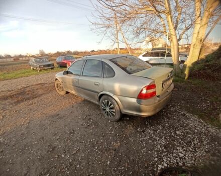 Серый Опель Вектра, объемом двигателя 2 л и пробегом 250 тыс. км за 1350 $, фото 5 на Automoto.ua