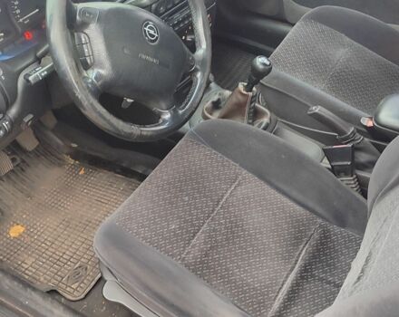 Серый Опель Вектра, объемом двигателя 1.8 л и пробегом 240 тыс. км за 2500 $, фото 6 на Automoto.ua