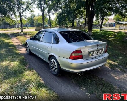 Опель Вектра 1997 в Первомайском на Automoto.ua Серый Опель Вектра, объемом двигателя 2 л и пробегом 200 тыс. км за 2299 $, фото 2 на Automoto.ua