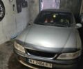 Сірий Опель Вектра, об'ємом двигуна 1.6 л та пробігом 358 тис. км за 1950 $, фото 2 на Automoto.ua
