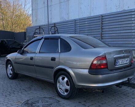 Серый Опель Вектра, объемом двигателя 1.8 л и пробегом 520 тыс. км за 2000 $, фото 2 на Automoto.ua