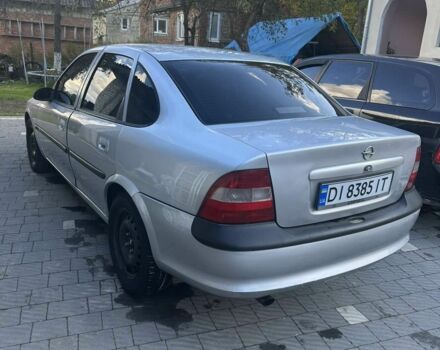 Серый Опель Вектра, объемом двигателя 1.8 л и пробегом 256 тыс. км за 2700 $, фото 2 на Automoto.ua