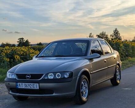 Сірий Опель Вектра, об'ємом двигуна 1.8 л та пробігом 255 тис. км за 2599 $, фото 41 на Automoto.ua