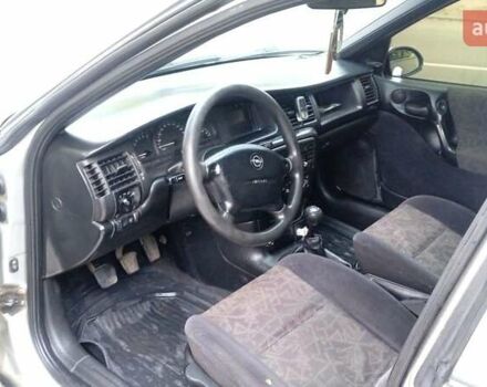 Опель Вектра 1997 в Вознесенске на Automoto.ua Серый Опель Вектра, объемом двигателя 1.6 л и пробегом 30 тыс. км за 2500 $, фото 4 на Automoto.ua