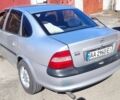 Серый Опель Вектра, объемом двигателя 2 л и пробегом 446 тыс. км за 3400 $, фото 7 на Automoto.ua
