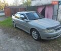 Сірий Опель Вектра, об'ємом двигуна 1.8 л та пробігом 320 тис. км за 2700 $, фото 1 на Automoto.ua