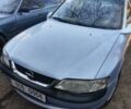 Серый Опель Вектра, объемом двигателя 1.8 л и пробегом 280 тыс. км за 700 $, фото 1 на Automoto.ua