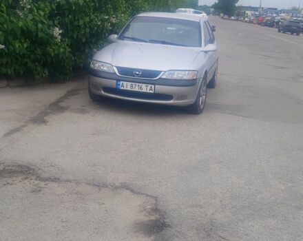 Серый Опель Вектра, объемом двигателя 2 л и пробегом 237 тыс. км за 2200 $, фото 8 на Automoto.ua