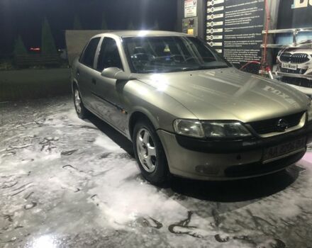 Серый Опель Вектра, объемом двигателя 1.6 л и пробегом 340 тыс. км за 2500 $, фото 1 на Automoto.ua