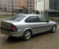 Сірий Опель Вектра, об'ємом двигуна 1.8 л та пробігом 242 тис. км за 1999 $, фото 4 на Automoto.ua