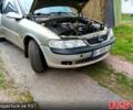 Сірий Опель Вектра, об'ємом двигуна 2 л та пробігом 379 тис. км за 3100 $, фото 4 на Automoto.ua