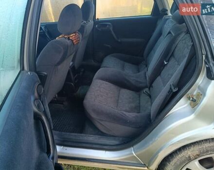 Сірий Опель Вектра, об'ємом двигуна 1.6 л та пробігом 350 тис. км за 1700 $, фото 18 на Automoto.ua