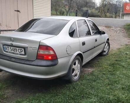 Серый Опель Вектра, объемом двигателя 1.6 л и пробегом 20 тыс. км за 2099 $, фото 12 на Automoto.ua