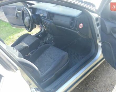 Серый Опель Вектра, объемом двигателя 1.6 л и пробегом 20 тыс. км за 2099 $, фото 2 на Automoto.ua