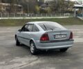 Серый Опель Вектра, объемом двигателя 2 л и пробегом 330 тыс. км за 2500 $, фото 2 на Automoto.ua