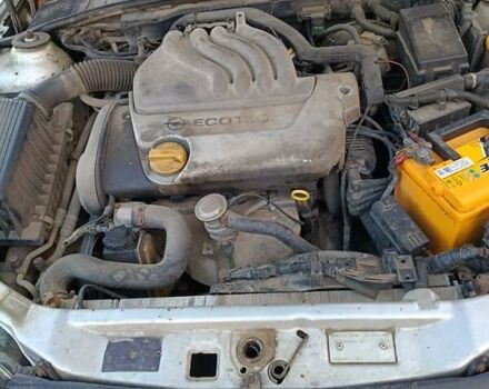 Сірий Опель Вектра, об'ємом двигуна 1.6 л та пробігом 350 тис. км за 1700 $, фото 12 на Automoto.ua