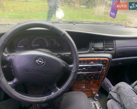 Сірий Опель Вектра, об'ємом двигуна 2.5 л та пробігом 338 тис. км за 2600 $, фото 10 на Automoto.ua