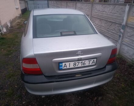 Серый Опель Вектра, объемом двигателя 2 л и пробегом 237 тыс. км за 2200 $, фото 3 на Automoto.ua