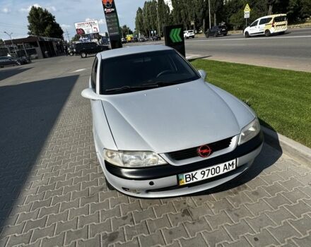 Серый Опель Вектра, объемом двигателя 1.8 л и пробегом 500 тыс. км за 2500 $, фото 5 на Automoto.ua