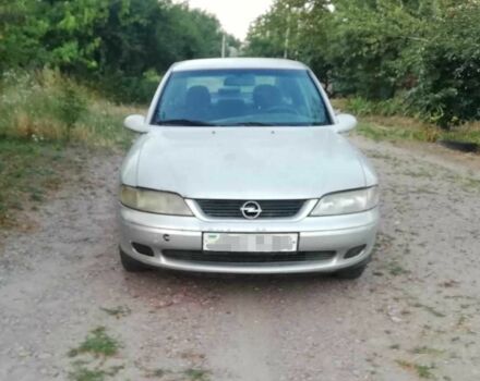 Сірий Опель Вектра, об'ємом двигуна 2 л та пробігом 320 тис. км за 1550 $, фото 2 на Automoto.ua