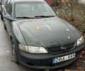 Сірий Опель Вектра, об'ємом двигуна 2 л та пробігом 160 тис. км за 500 $, фото 1 на Automoto.ua
