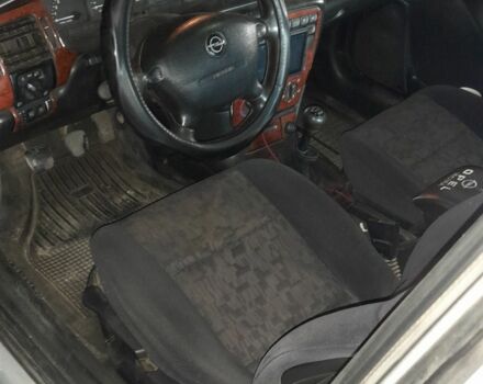 Сірий Опель Вектра, об'ємом двигуна 1.6 л та пробігом 356 тис. км за 2400 $, фото 1 на Automoto.ua