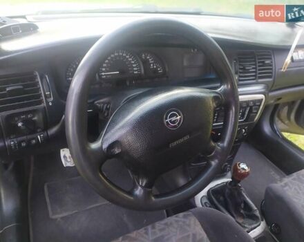 Сірий Опель Вектра, об'ємом двигуна 1.6 л та пробігом 250 тис. км за 2500 $, фото 11 на Automoto.ua
