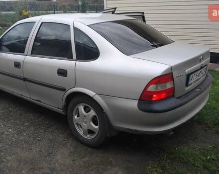 Серый Опель Вектра, объемом двигателя 1.6 л и пробегом 20 тыс. км за 2099 $, фото 9 на Automoto.ua