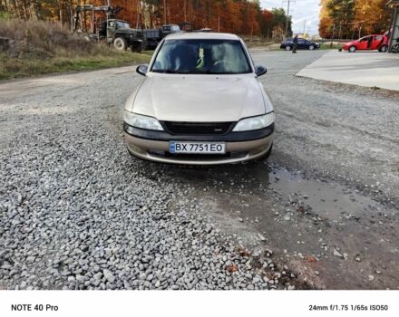 Сірий Опель Вектра, об'ємом двигуна 2 л та пробігом 345 тис. км за 2000 $, фото 1 на Automoto.ua