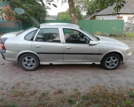 Сірий Опель Вектра, об'ємом двигуна 2 л та пробігом 320 тис. км за 1550 $, фото 9 на Automoto.ua