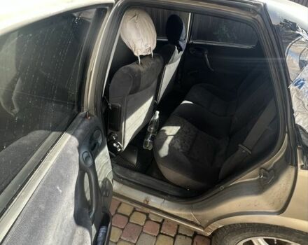 Сірий Опель Вектра, об'ємом двигуна 1.6 л та пробігом 210 тис. км за 800 $, фото 4 на Automoto.ua