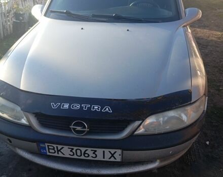 Серый Опель Вектра, объемом двигателя 2 л и пробегом 100 тыс. км за 1887 $, фото 3 на Automoto.ua