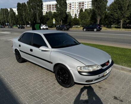 Серый Опель Вектра, объемом двигателя 1.8 л и пробегом 500 тыс. км за 2500 $, фото 6 на Automoto.ua