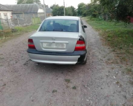 Сірий Опель Вектра, об'ємом двигуна 2 л та пробігом 320 тис. км за 1550 $, фото 3 на Automoto.ua