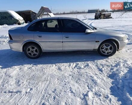 Серый Опель Вектра, объемом двигателя 2 л и пробегом 320 тыс. км за 1900 $, фото 5 на Automoto.ua