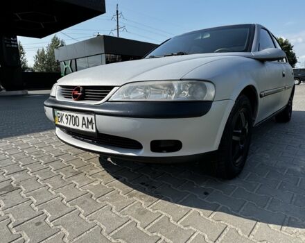 Серый Опель Вектра, объемом двигателя 1.8 л и пробегом 500 тыс. км за 2500 $, фото 4 на Automoto.ua