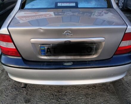 Серый Опель Вектра, объемом двигателя 2 л и пробегом 350 тыс. км за 1800 $, фото 3 на Automoto.ua