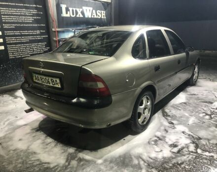 Серый Опель Вектра, объемом двигателя 1.6 л и пробегом 340 тыс. км за 2500 $, фото 3 на Automoto.ua