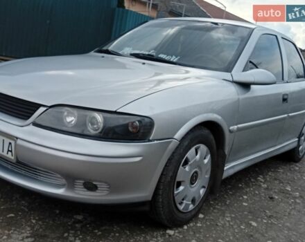 Серый Опель Вектра, объемом двигателя 1.8 л и пробегом 280 тыс. км за 2450 $, фото 2 на Automoto.ua