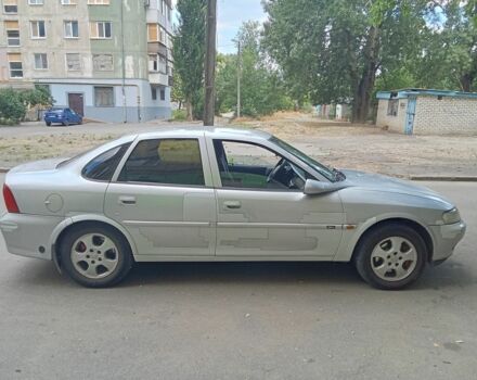 Сірий Опель Вектра, об'ємом двигуна 1 л та пробігом 397 тис. км за 3500 $, фото 4 на Automoto.ua