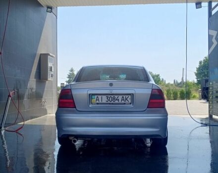 Серый Опель Вектра, объемом двигателя 1.8 л и пробегом 270 тыс. км за 2750 $, фото 5 на Automoto.ua