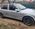 Сірий Опель Вектра, об'ємом двигуна 2 л та пробігом 295 тис. км за 3500 $, фото 3 на Automoto.ua