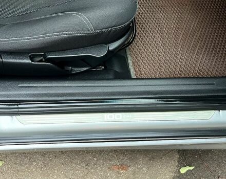 Сірий Опель Вектра, об'ємом двигуна 1.6 л та пробігом 277 тис. км за 3300 $, фото 12 на Automoto.ua